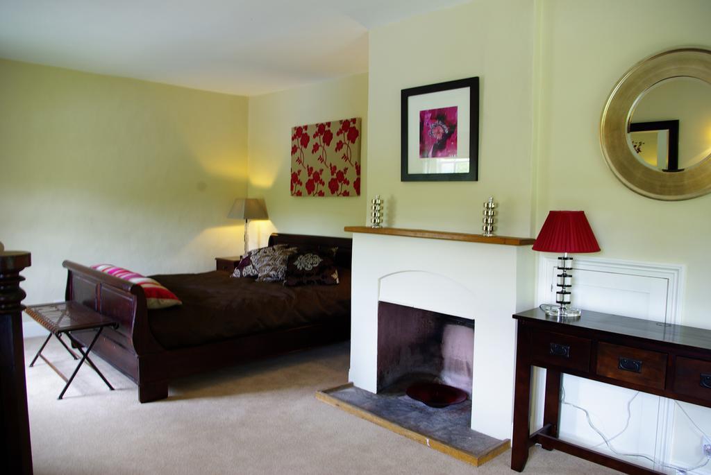 Leeds Castle Holiday Cottages Мейдстон Номер фото